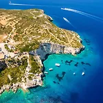 Potamitis Windmills & - Unique With Scenic Views, By Zantewize Aparthotel 3*