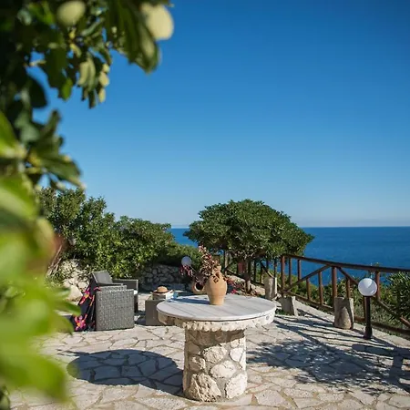 מלון דירות Potamitis Windmills & - Unique With Scenic Views, By Zantewize Koríthion