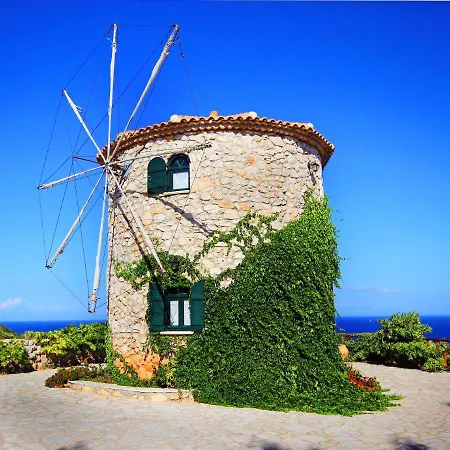 מלון דירות Potamitis Windmills & - Unique With Scenic Views, By Zantewize Koríthion